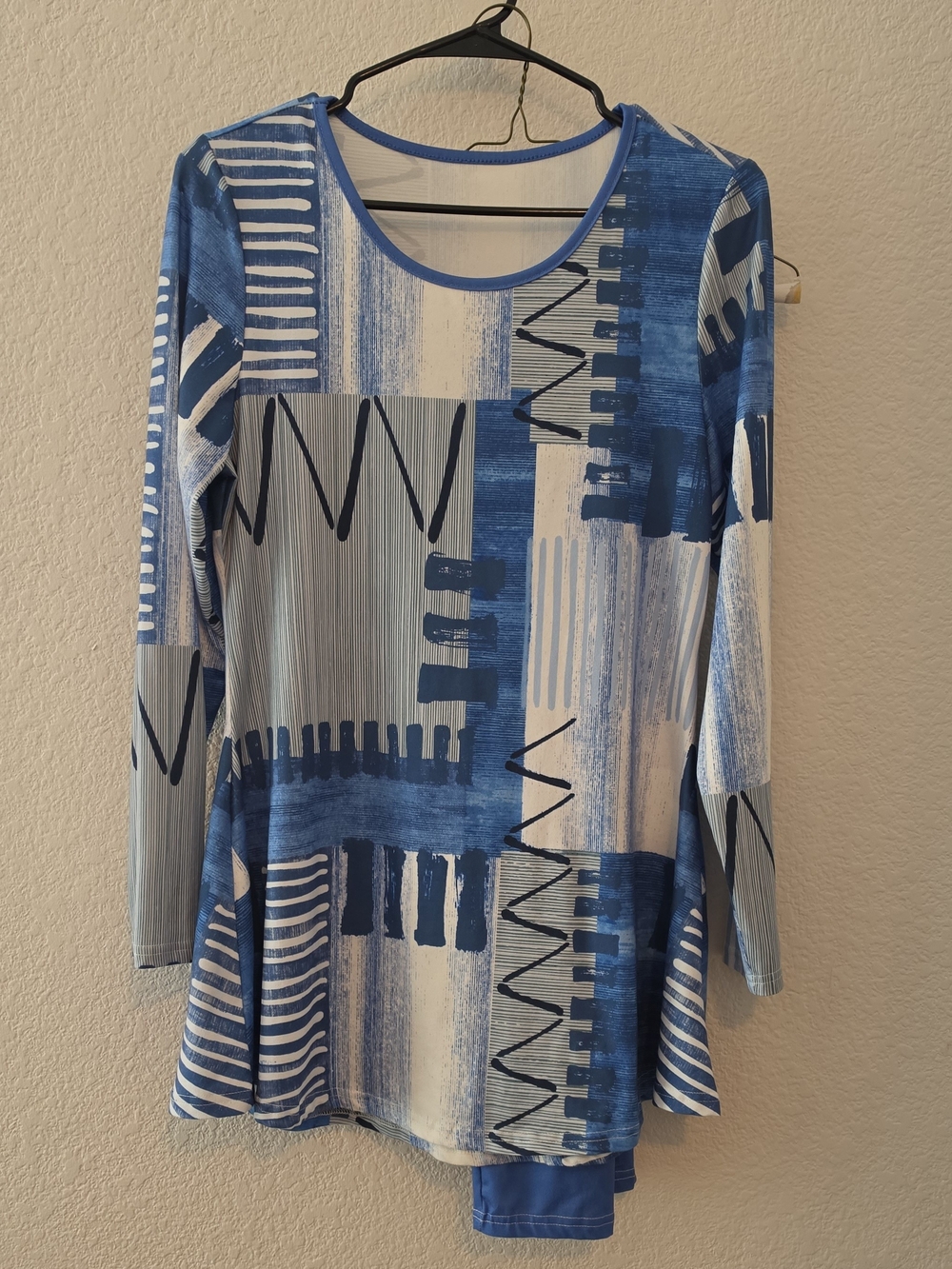 Blue Abstract Print Long-Sleeve Women's 2 Piece Legging Set